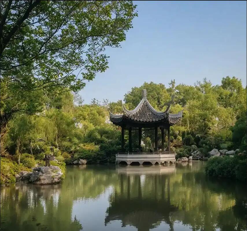 鹰潭雨珍旅游有限公司